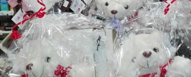 Pack San Valentín: bombones y peluche